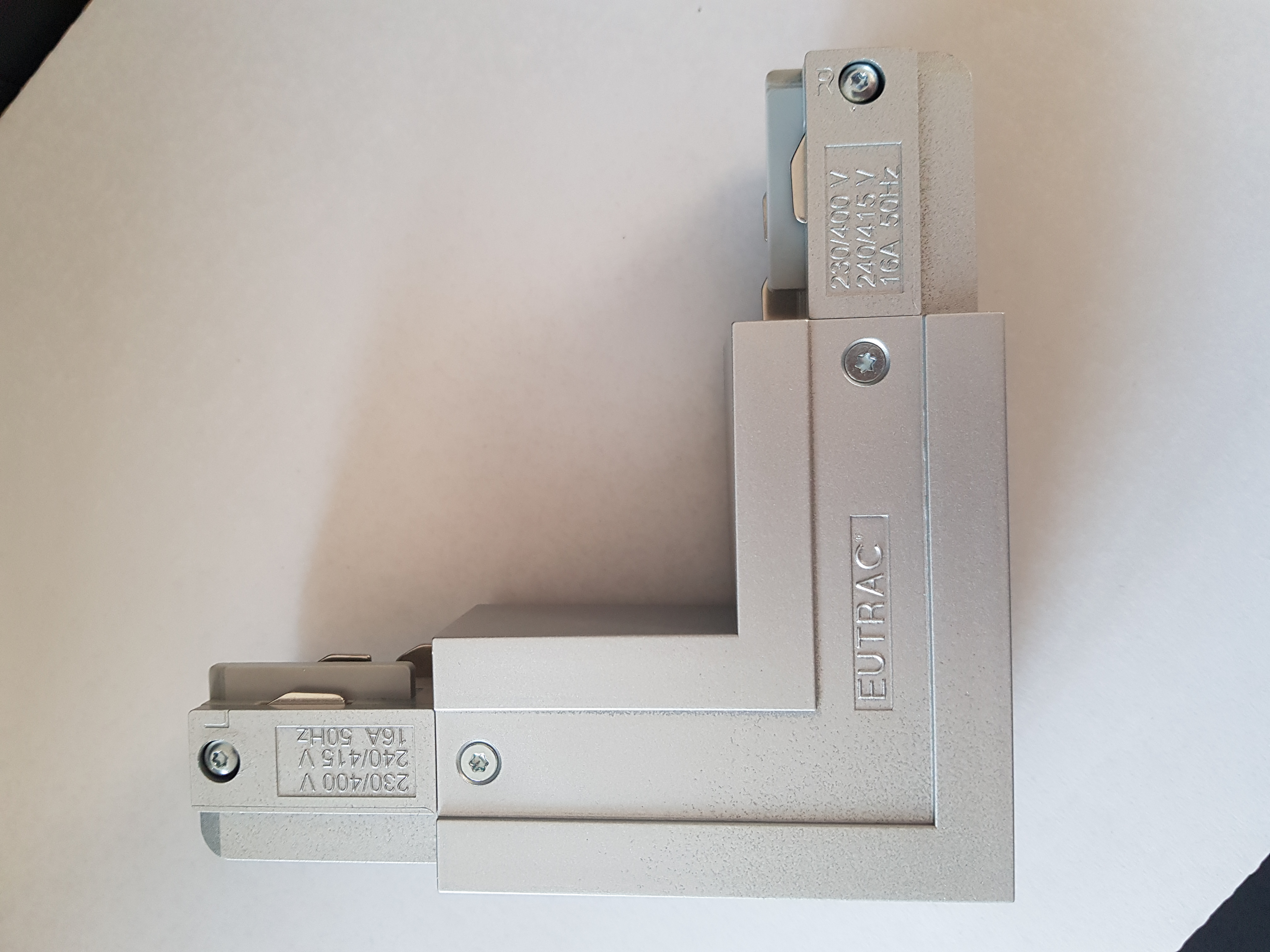 Eutrac L-Verbinder für 3-Phasen Aufbau, silbergrau